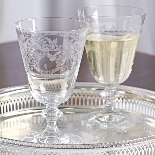 Victoria Wine Set of 4