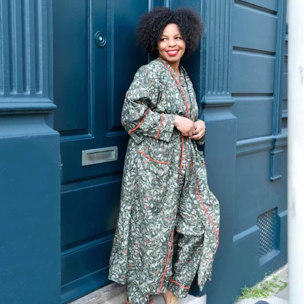 Winter Berry Dressing Gown - Image 3