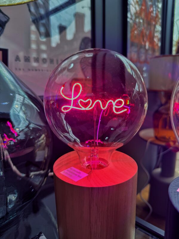 Steepletone LED Bulb 'Love'