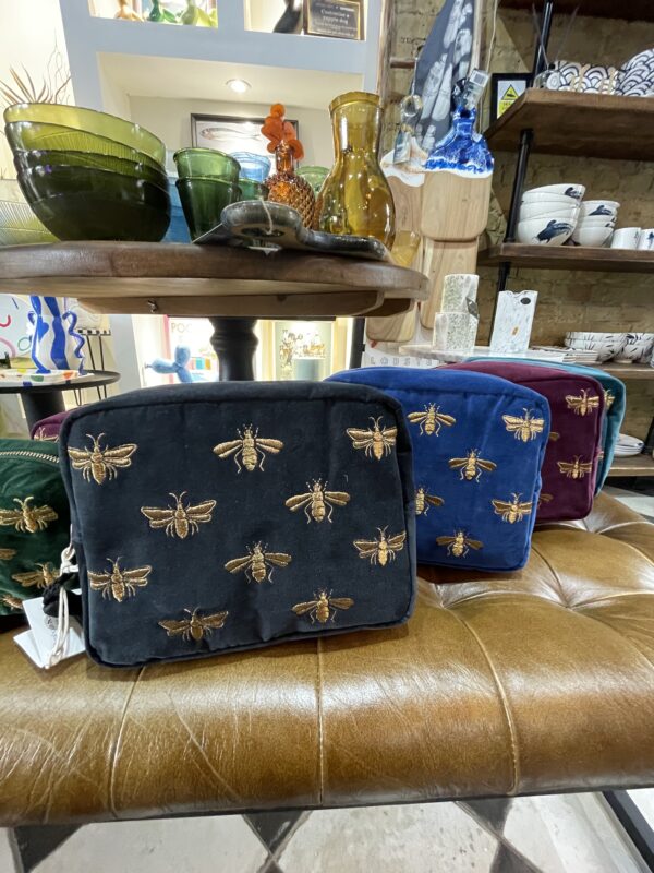 Elizabeth Scarlett Velvet Wash Bag