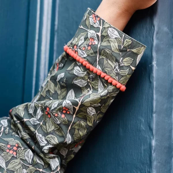 Winter Berry Print Ladies Pyjamas - Image 3