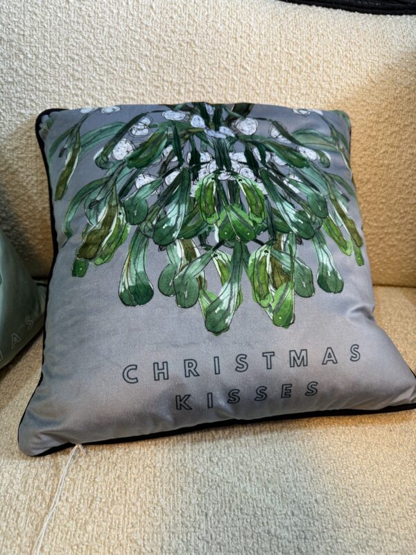 The Hambridge Artist Cushion - Mistletoe - Image 6
